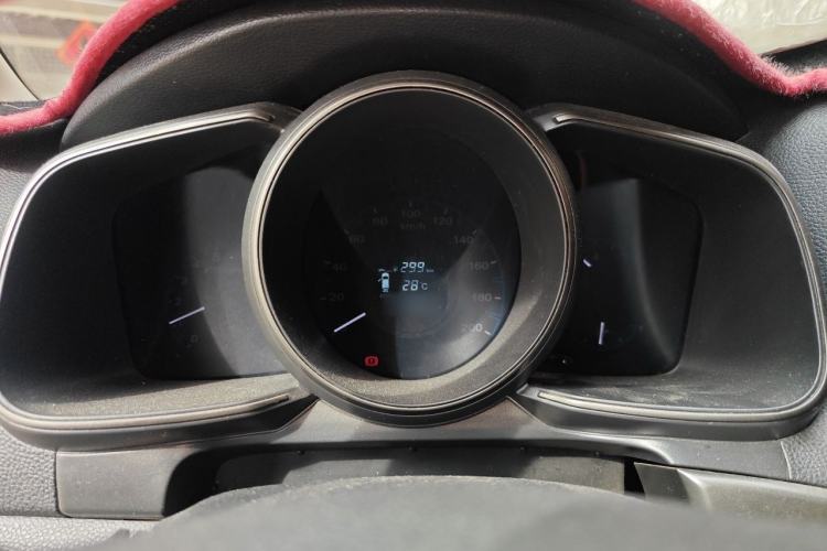 Used CHANGAN OSHAN CX70 2016 1.6L Manual Luxury Model Instrument Cluster