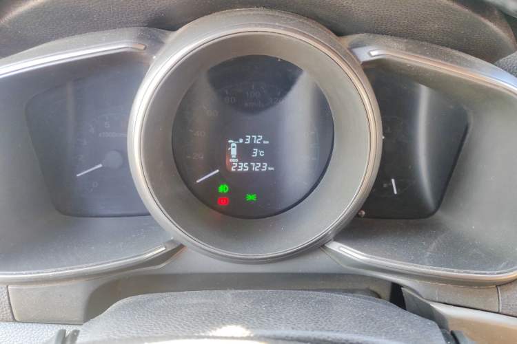 Used CHANGAN OSHAN CX70 2016 1.6L Manual Comfort Model Instrument Cluster