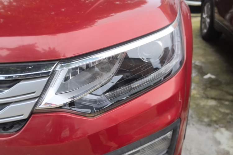 Used CHANGAN OSHAN CX70 2016 1.6L Manual Comfort Model Left Front Headlight