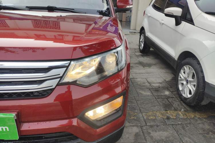 Used CHANGAN OSHAN CX70 2016 1.6L Manual Luxury Model Left Front Headlight