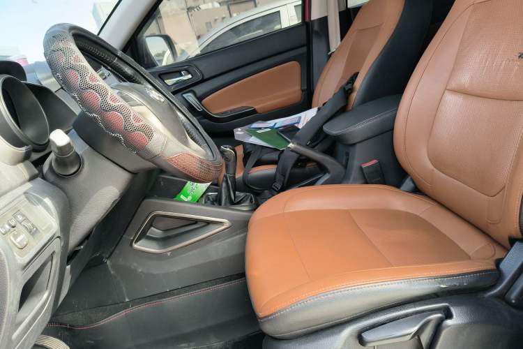 Used CHANGAN OSHAN CX70 2016 1.6L Manual Smart Connect Version Left Front Seat