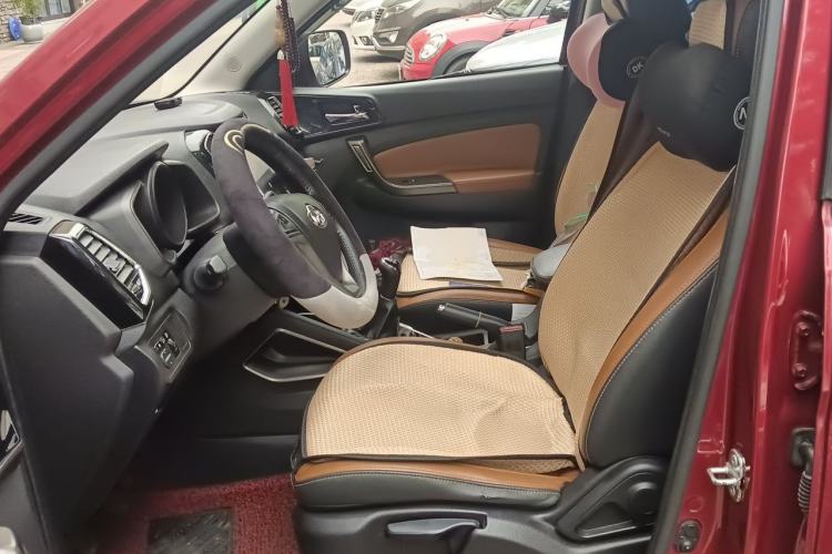 Used CHANGAN OSHAN CX70 2016 1.6L Manual Luxury Model Left Front Seat