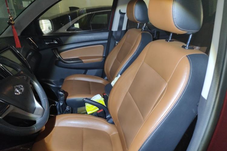 Used CHANGAN OSHAN CX70 2016 1.6L Manual Luxury Model Left Front Seat
