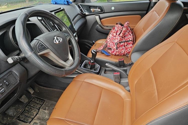 Used CHANGAN OSHAN CX70 2016 1.6L Manual Luxury Model Left Front Seat