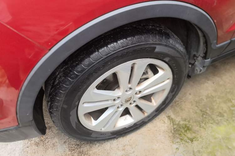 Used CHANGAN OSHAN CX70 2016 1.6L Manual Comfort Model Left Front Wheel Hub