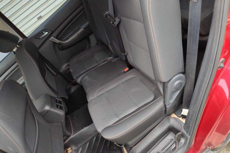 Used CHANGAN OSHAN CX70 2016 1.6L Manual Comfort Model Left Rear Seat