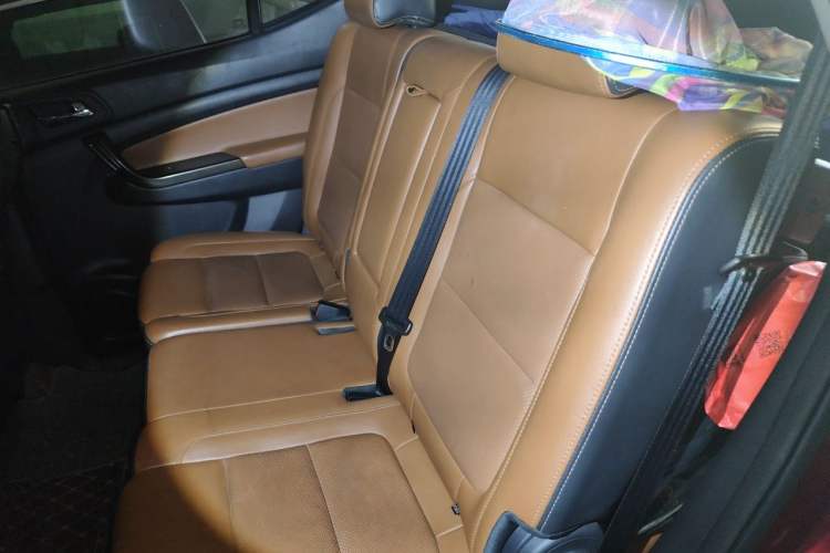 Used CHANGAN OSHAN CX70 2016 1.6L Manual Luxury Model Left Rear Seat