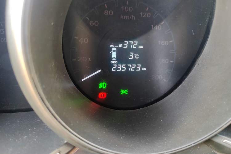 Used CHANGAN OSHAN CX70 2016 1.6L Manual Comfort Model Odometer Close Up