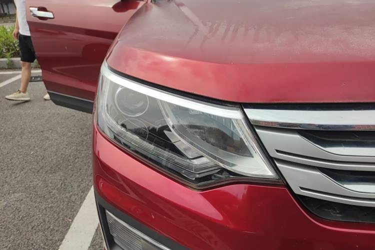 Used CHANGAN OSHAN CX70 2016 1.6L Manual Luxury Model Right Front Headlight