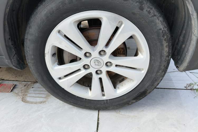 Used CHANGAN OSHAN CX70 2016 1.6L Manual Smart Connect Version Right Front Wheel Hub