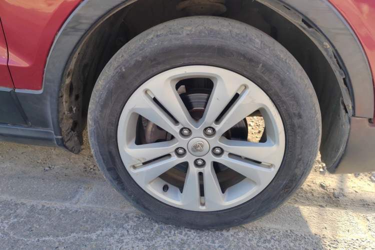 Used CHANGAN OSHAN CX70 2016 1.6L Manual Comfort Model Right Front Wheel Hub