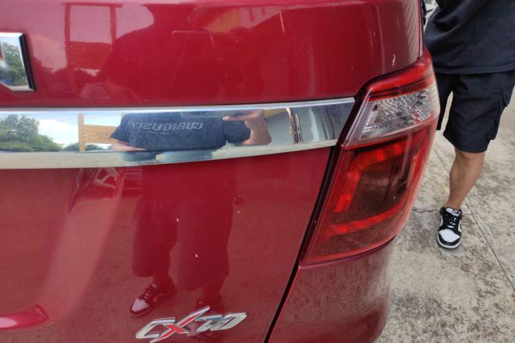 Used CHANGAN OSHAN CX70 2016 1.6L Manual Comfort Model Right Rear Taillight
