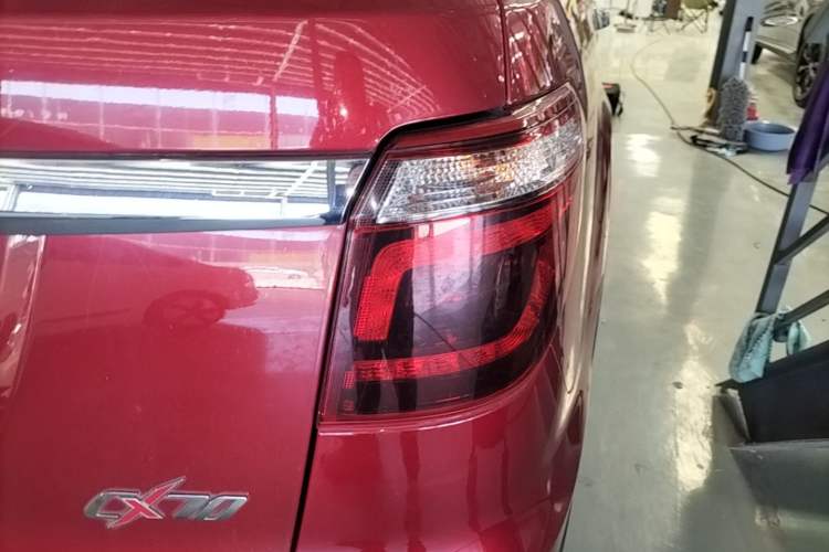 Used CHANGAN OSHAN CX70 2016 1.6L Manual Luxury Model Right Rear Taillight
