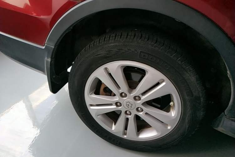 Used CHANGAN OSHAN CX70 2016 1.6L Manual Luxury Model Right Rear Wheel Hub
