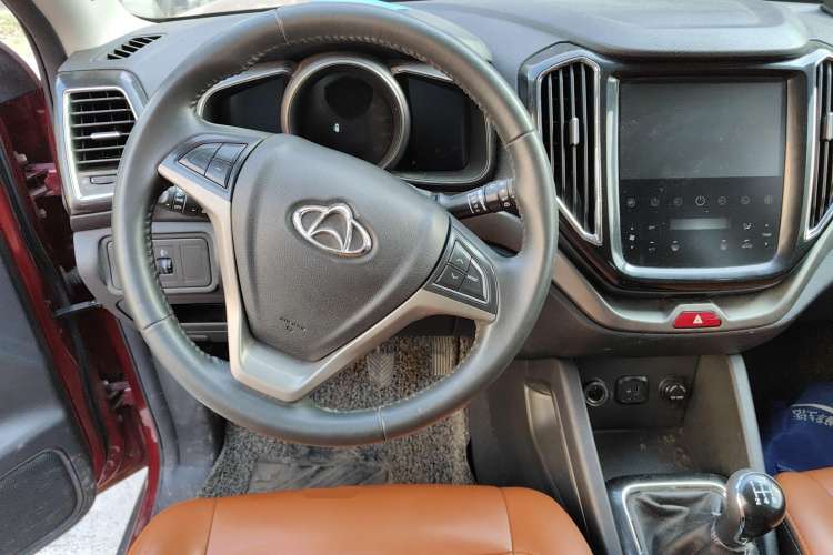 Used CHANGAN OSHAN CX70 2016 1.6L Manual Comfort Model Steering Wheel