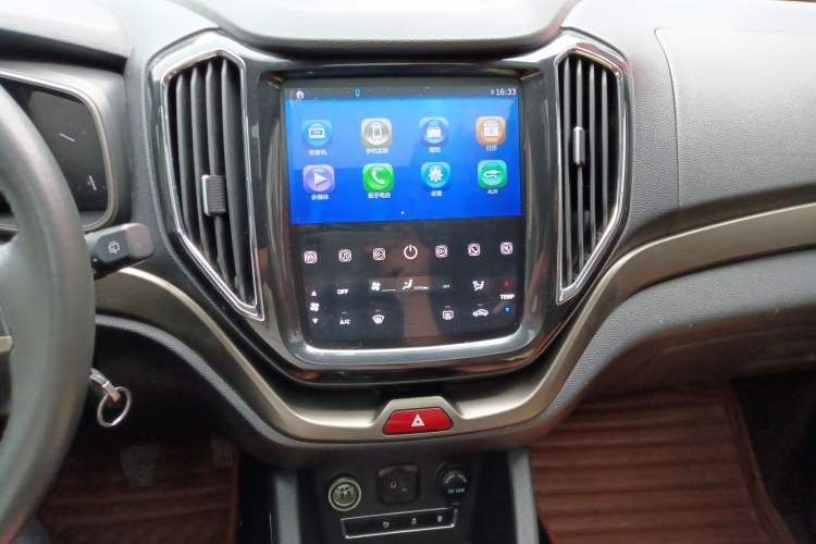 Used CHANGAN OSHAN CX70 2016 1.6L Manual Luxury Model Audio And AC Panel