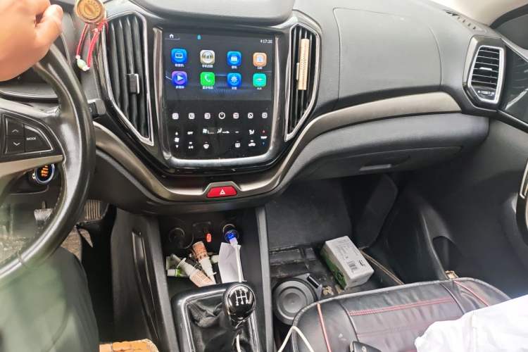 Used CHANGAN OSHAN CX70 2016 1.6L Manual Comfort Model Audio And AC Panel