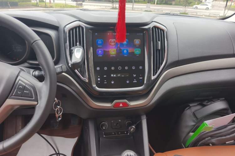 Used CHANGAN OSHAN CX70 2016 1.6L Manual Luxury Model Audio And AC Panel