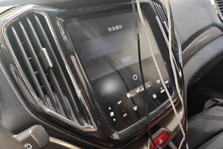 Used CHANGAN OSHAN CX70 2016 1.6L Manual Smart Connect Version Audio And AC Panel