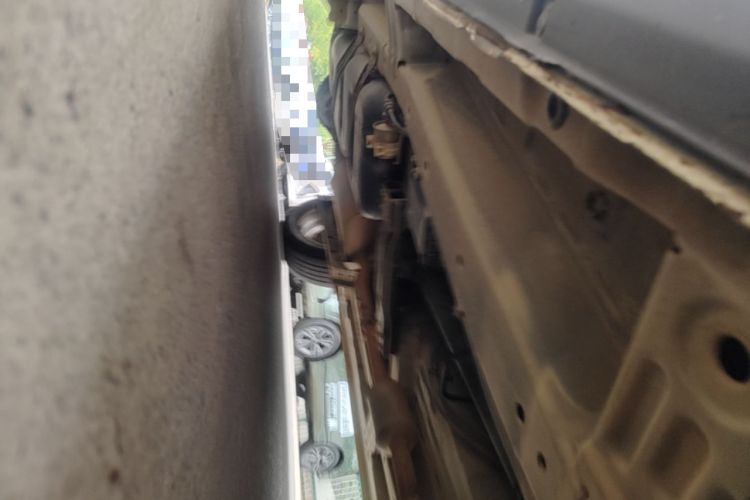 Used CHANGAN OSHAN CX70 2016 1.6L Manual Luxury Model Chassis Front Right