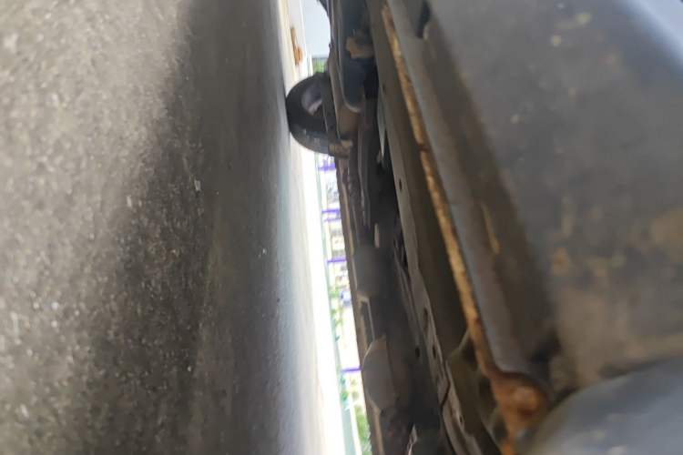 Used CHANGAN OSHAN CX70 2016 1.6L Manual Luxury Model Chassis Front Right