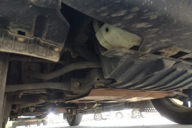 Used CHANGAN OSHAN CX70 2016 1.6L Manual Luxury Model Chassis Front Right
