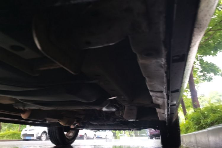 Used CHANGAN OSHAN CX70 2016 1.6L Manual Smart Connect Version Chassis Rear Right