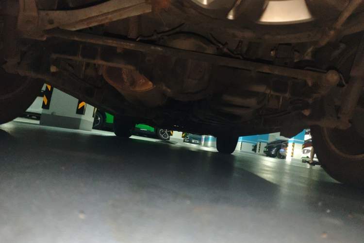Used CHANGAN OSHAN CX70 2016 1.6L Manual Luxury Model Chassis Rear