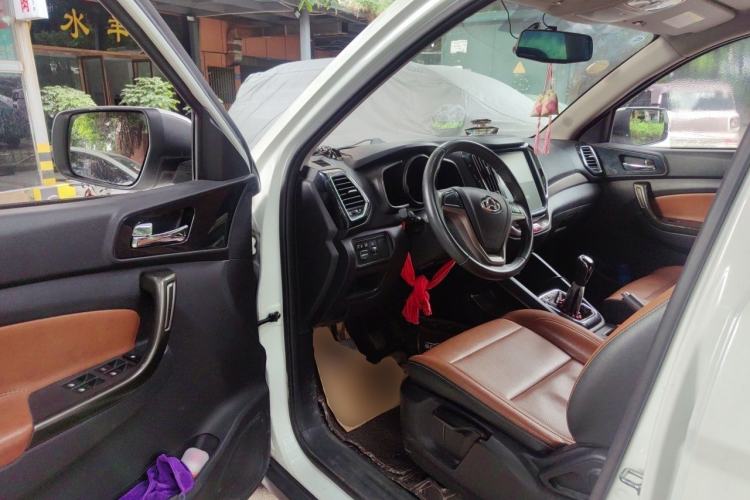 Used CHANGAN OSHAN CX70 2016 1.6L Manual Luxury Model Driver Seat