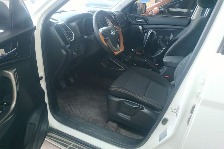 Used CHANGAN OSHAN CX70 2016 1.6L Manual Comfort Model Driver Seat