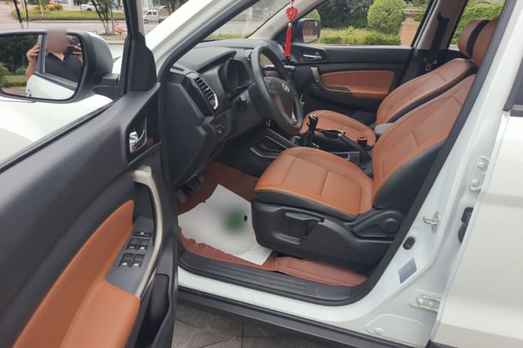 Used CHANGAN OSHAN CX70 2016 1.6L Manual Luxury Model Driver Seat