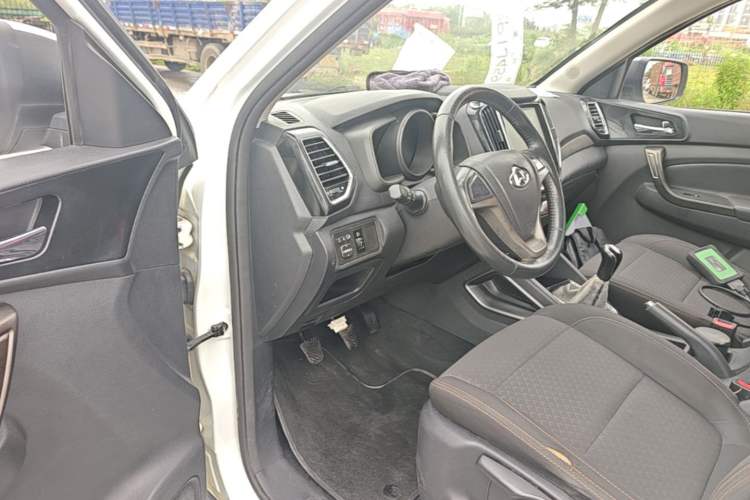 Used CHANGAN OSHAN CX70 2016 1.6L Manual Sport Model Driver Seat