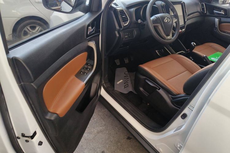Used CHANGAN OSHAN CX70 2016 1.6L Manual Luxury Model Driver Seat
