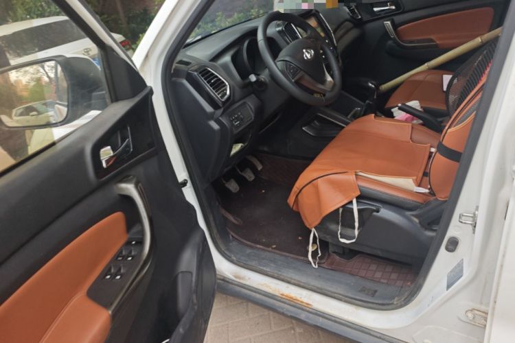 Used CHANGAN OSHAN CX70 2016 1.6L Manual Luxury Model Driver Seat