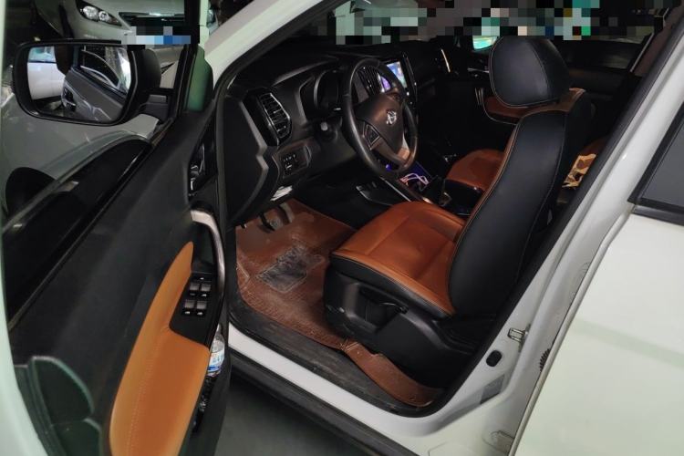Used CHANGAN OSHAN CX70 2016 1.6L Manual Luxury Model Driver Seat