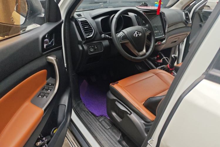 Used CHANGAN OSHAN CX70 2016 1.6L Manual Luxury Model Driver Seat