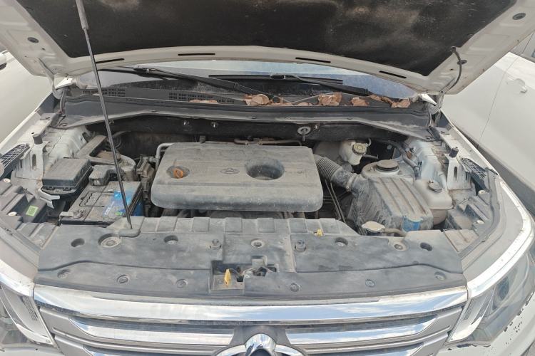 Used CHANGAN OSHAN CX70 2016 1.6L Manual Luxury Model Engine Bay