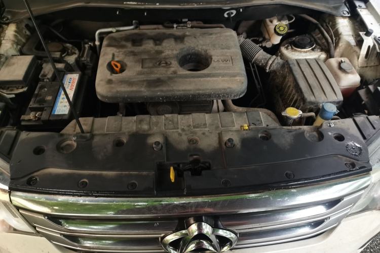 Used CHANGAN OSHAN CX70 2016 1.6L Manual Smart Connect Version Engine Bay
