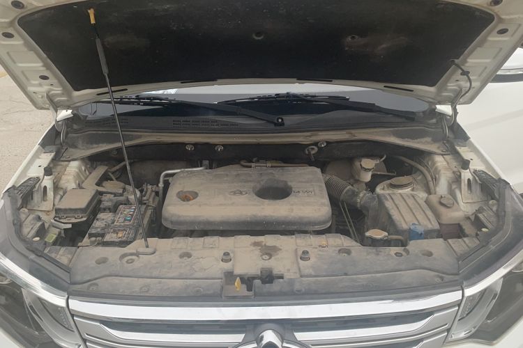 Used CHANGAN OSHAN CX70 2016 1.6L Manual Luxury Model Engine Bay