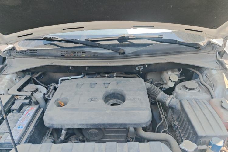 Used CHANGAN OSHAN CX70 2016 1.6L Manual Luxury Model Engine Bay