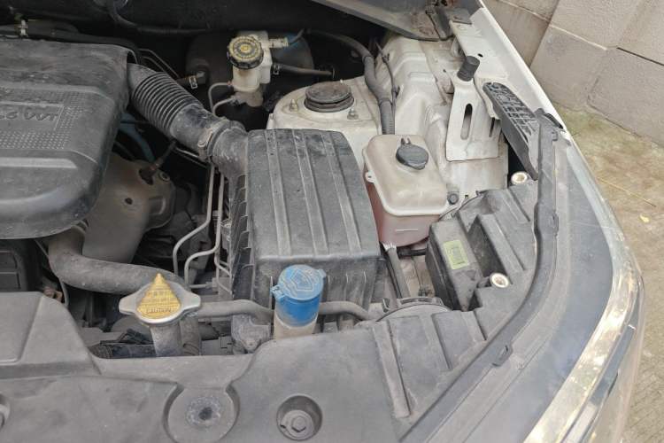 Used CHANGAN OSHAN CX70 2016 1.6L Manual Smart Connect Version Engine Bay Left