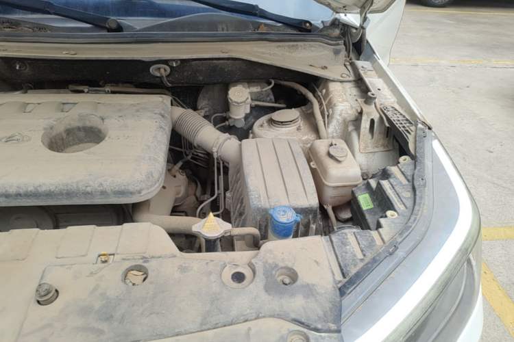 Used CHANGAN OSHAN CX70 2016 1.6L Manual Luxury Model Engine Bay Left