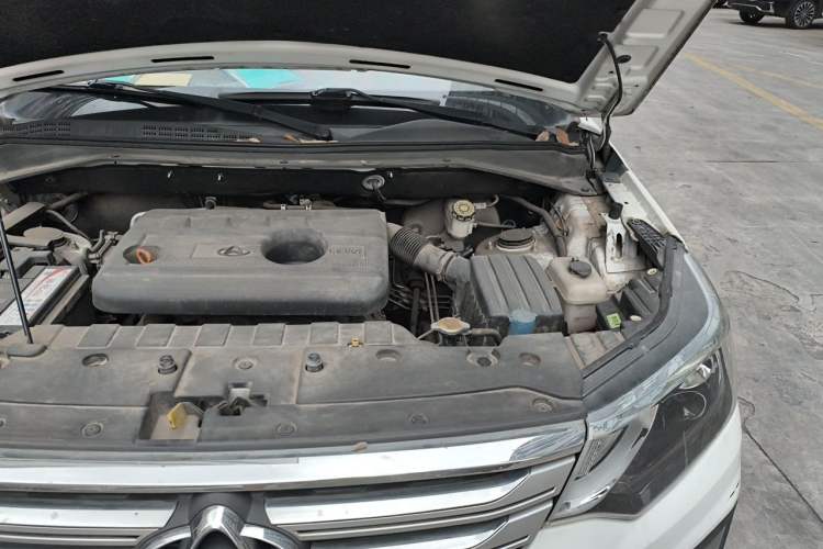 Used CHANGAN OSHAN CX70 2016 1.6L Manual Luxury Model Engine Bay Left