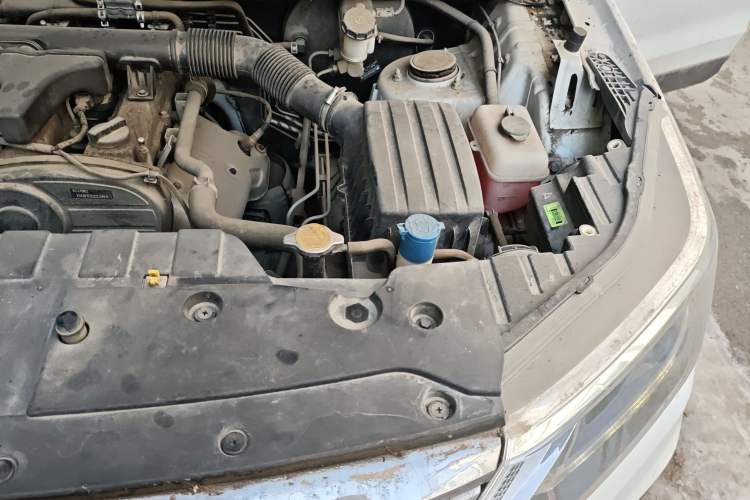 Used CHANGAN OSHAN CX70 2016 1.6L Manual Luxury Model Engine Bay Left