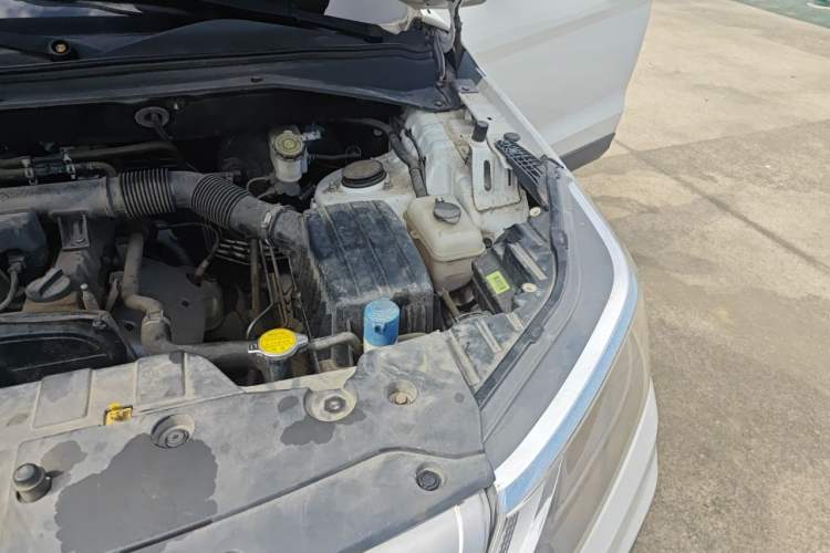 Used CHANGAN OSHAN CX70 2016 1.6L Manual Luxury Model Engine Bay Left