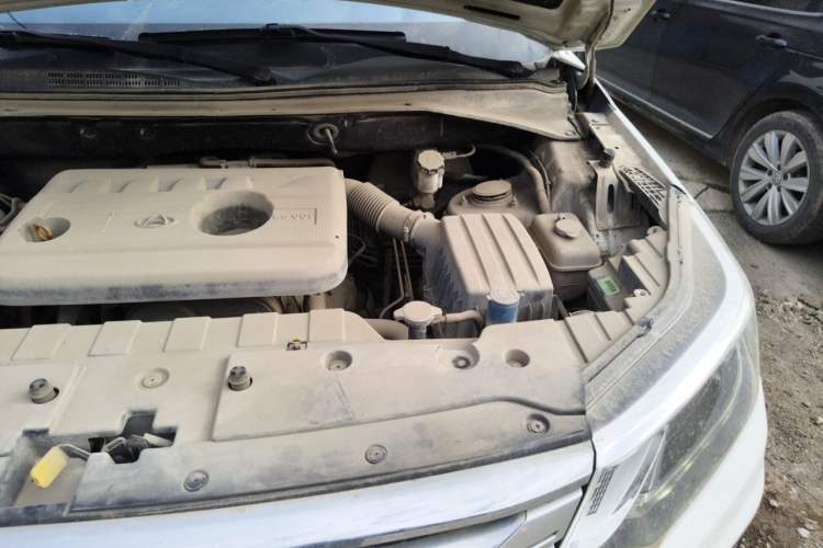 Used CHANGAN OSHAN CX70 2016 1.6L Manual Luxury Model Engine Bay Left