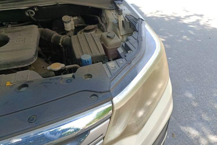 Used CHANGAN OSHAN CX70 2016 1.6L Manual Luxury Model Engine Bay Left