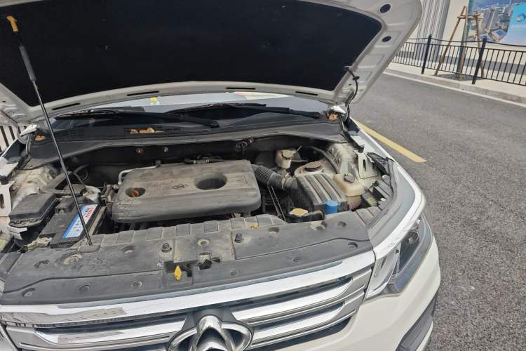 Used CHANGAN OSHAN CX70 2016 1.6L Manual Luxury Model Engine Bay Left