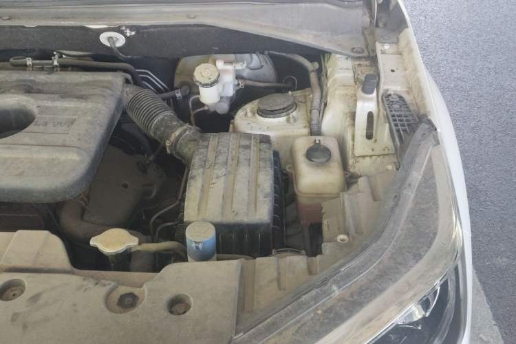 Used CHANGAN OSHAN CX70 2016 1.6L Manual Sport Model Engine Bay Left