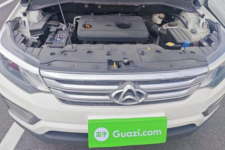 Used CHANGAN OSHAN CX70 2016 1.6L Manual Comfort Model Engine Bay